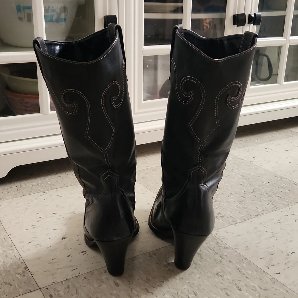 Black w/cream stitch cowboy bots - Picture 3 of 5